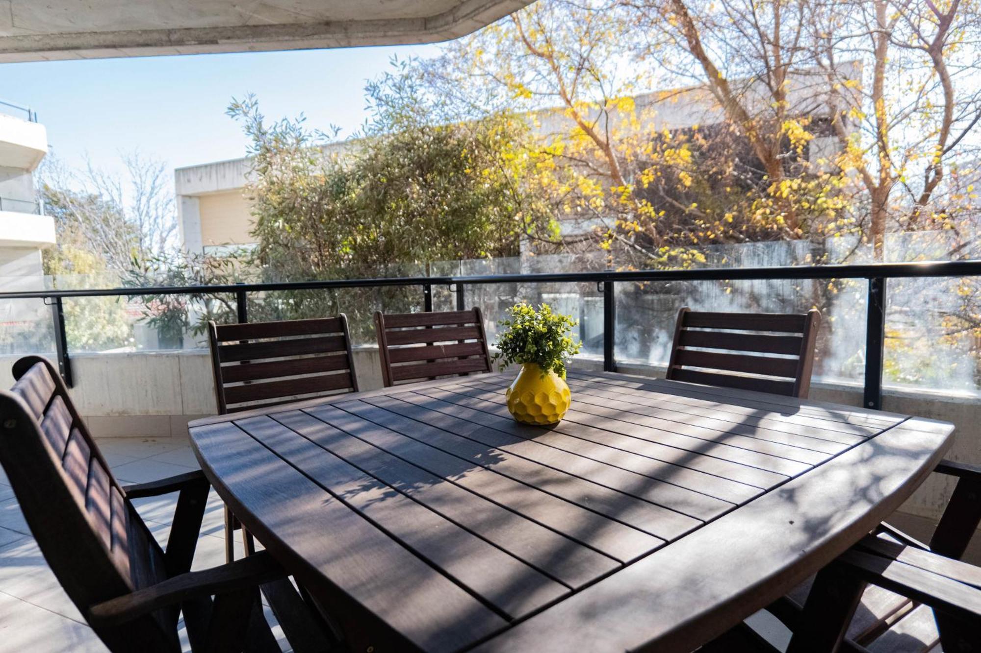 Large Executive 3 Bedroom Yarralumla Bagian luar foto